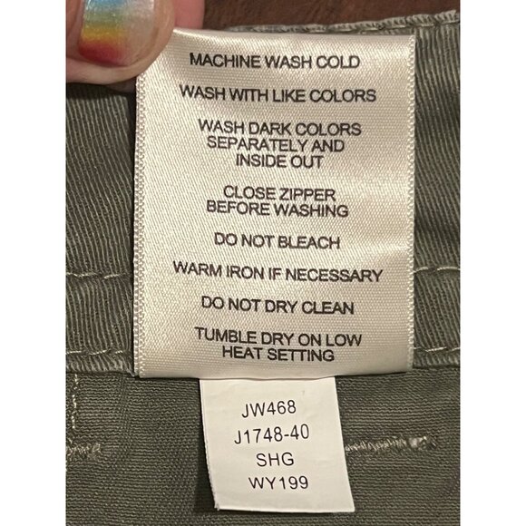 Jag Women's Classic Fit Olive Green Cropped Pants Straight Leg Size 8 - Picture 15 of 16